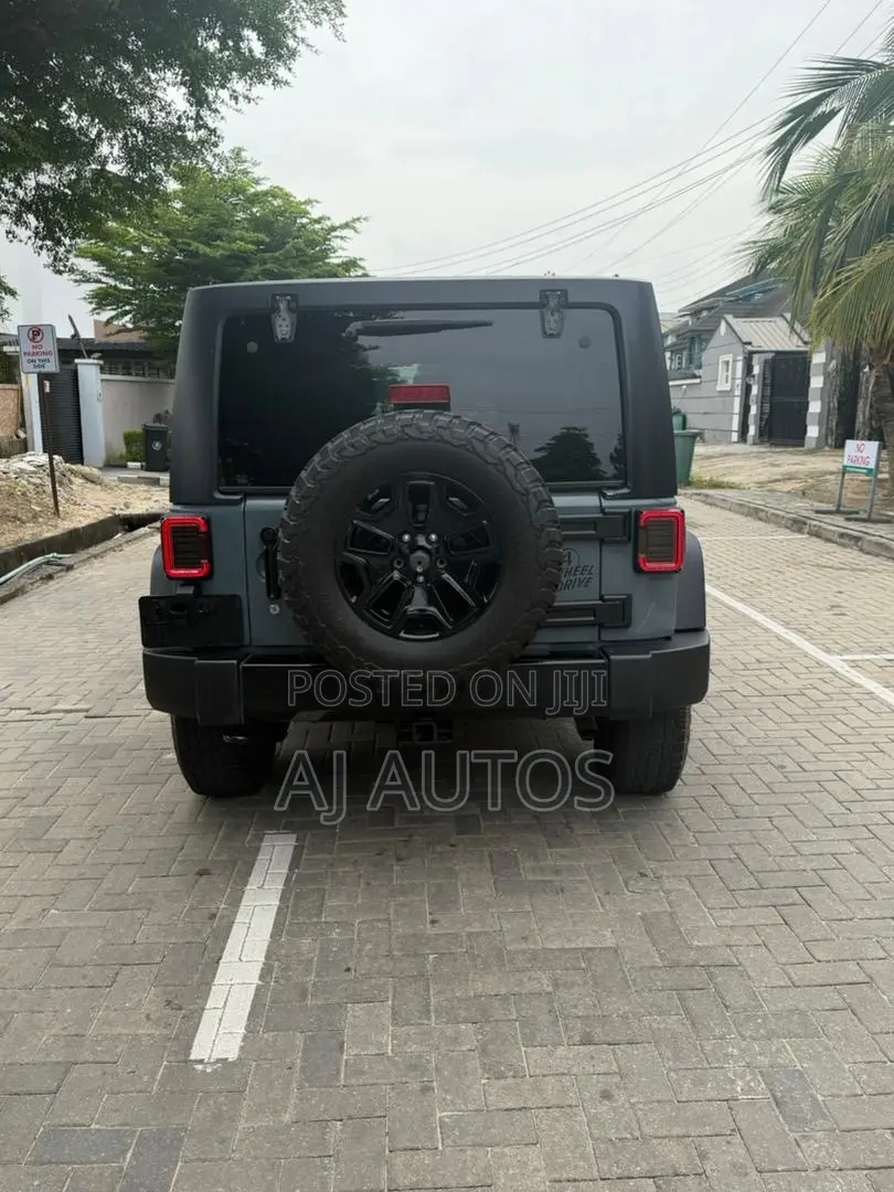 Jeep Wrangler 2015 Gray
