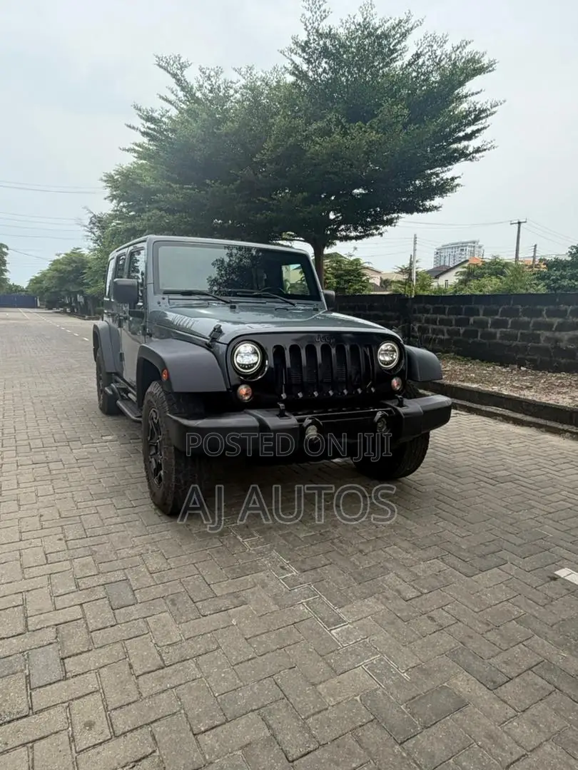 Jeep Wrangler 2015 Gray