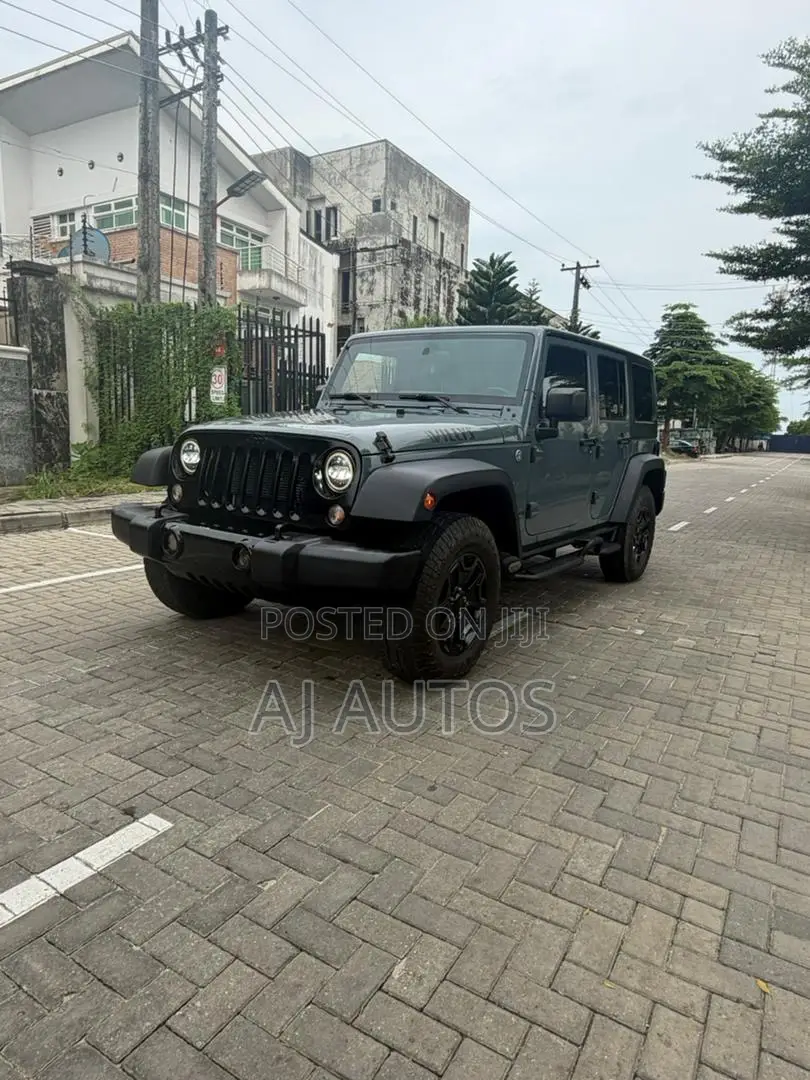 Jeep Wrangler 2015 Gray