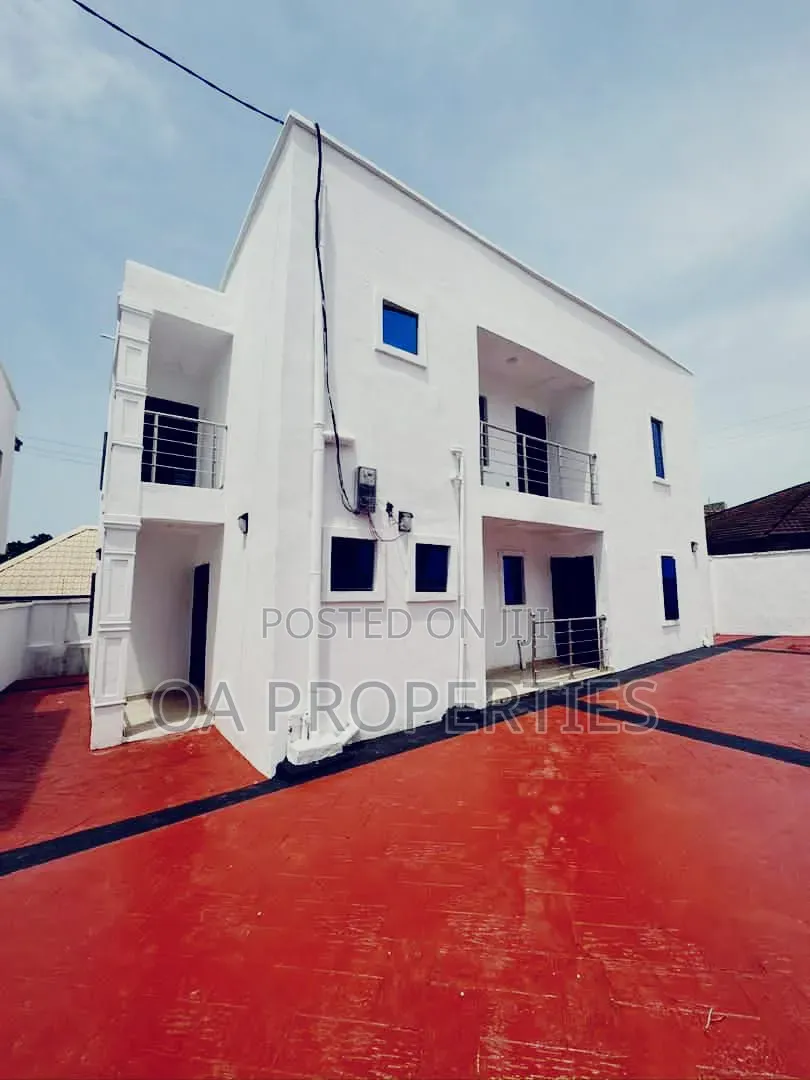 4bdrm Duplex in Ibadan for rent