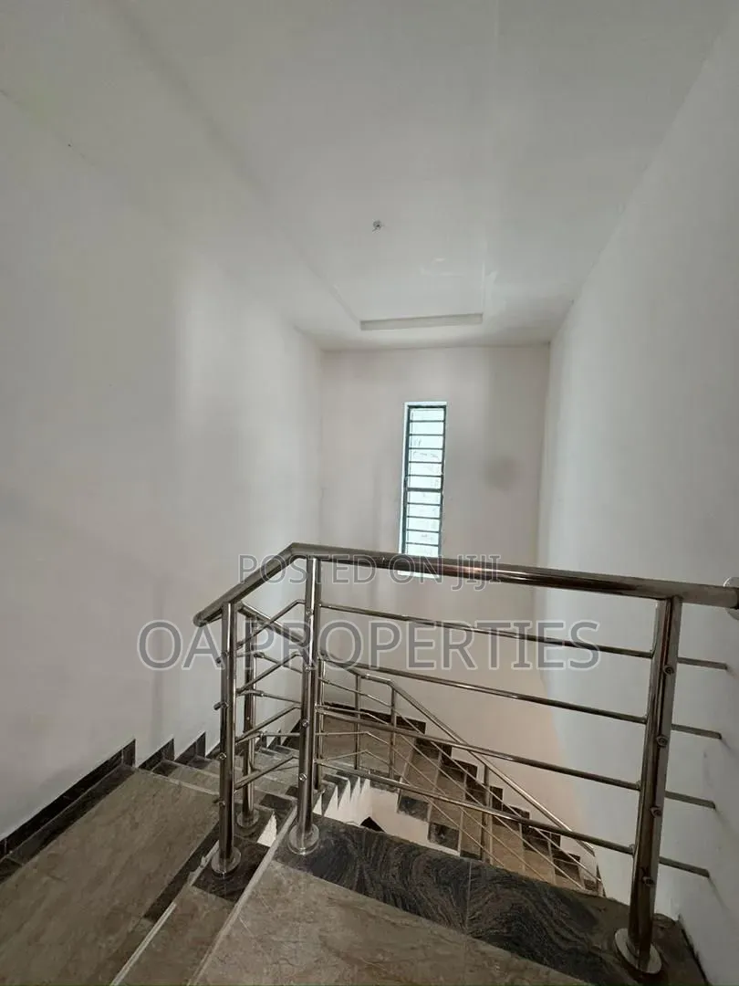 4bdrm Duplex in Ibadan for rent