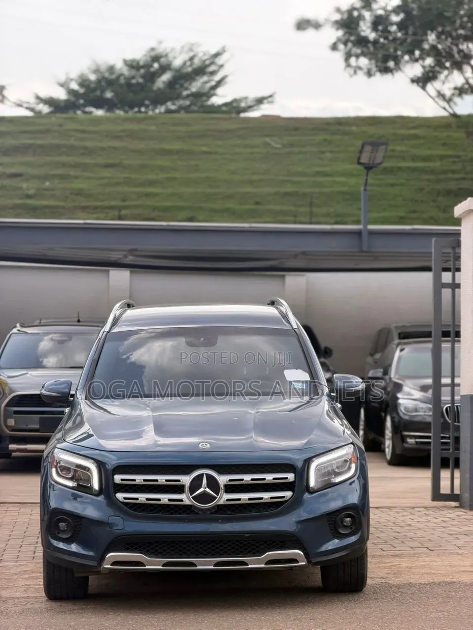 Mercedes-Benz GLB-Class 2021 Blue