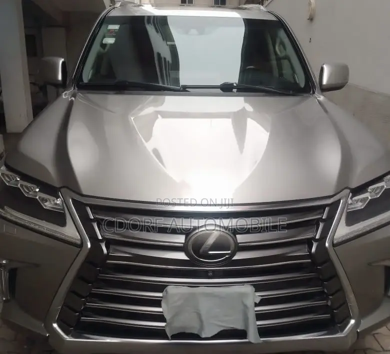 Lexus LX 570 AWD 2020 Gray