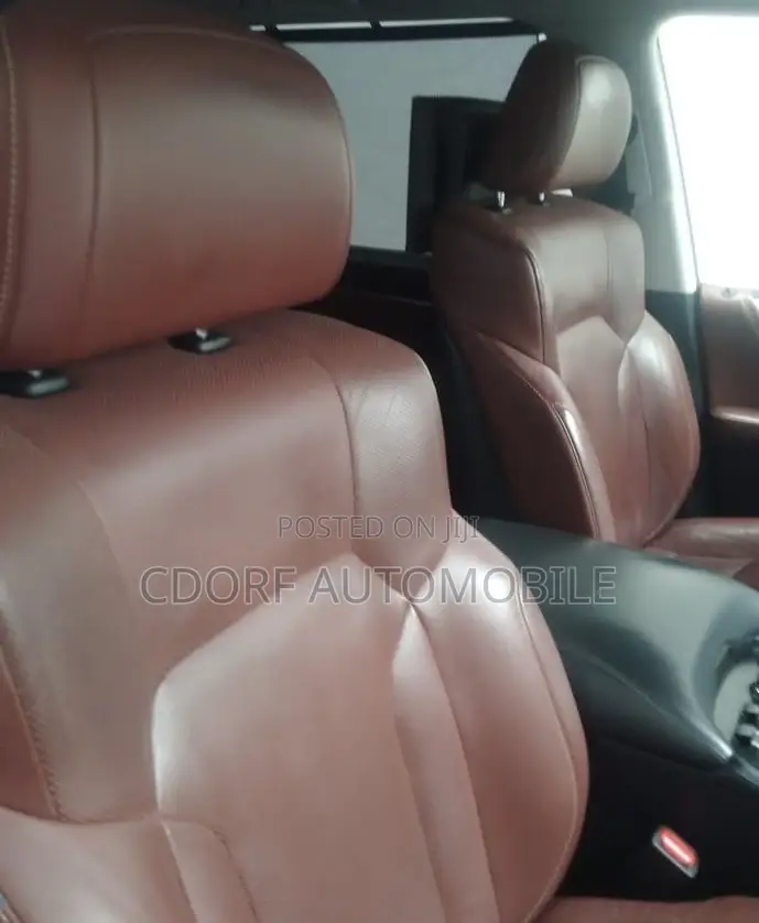 Lexus LX 570 AWD 2020 Gray