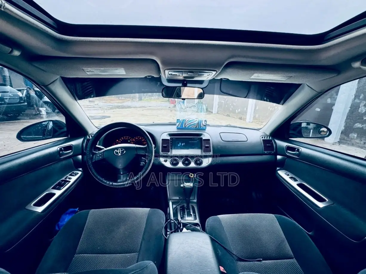 Toyota Camry 2005 Blue