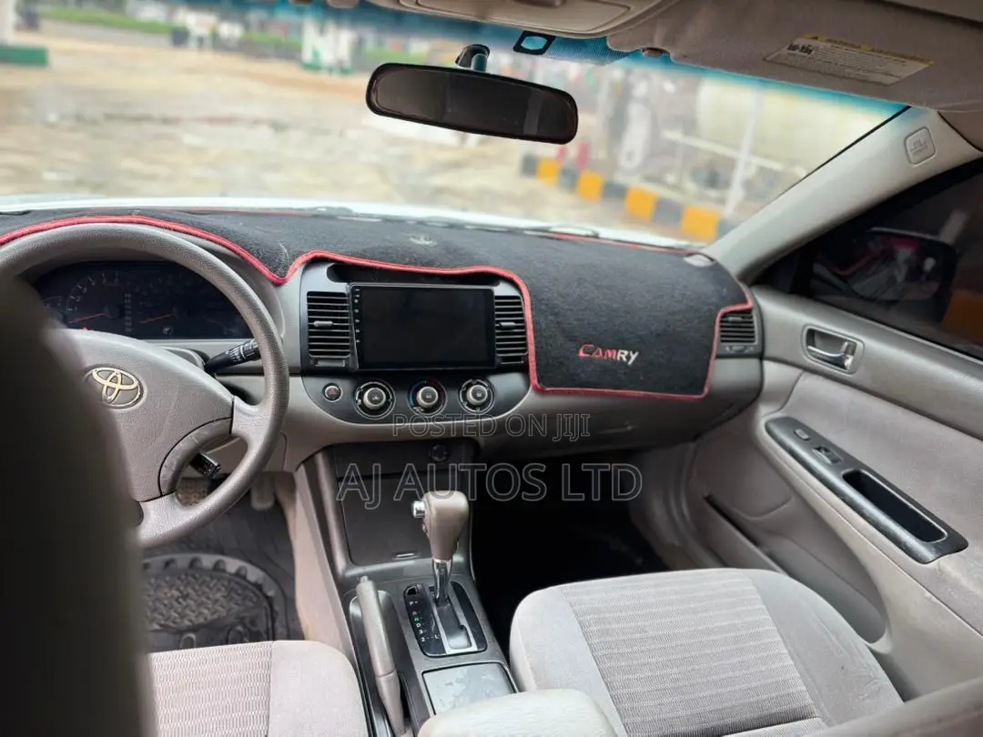 Toyota Camry 2006 Silver