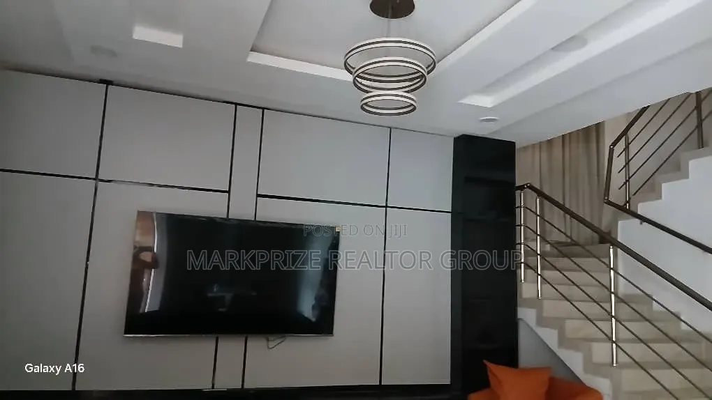 Furnished 4bdrm Duplex in Chevron Lekki for sale