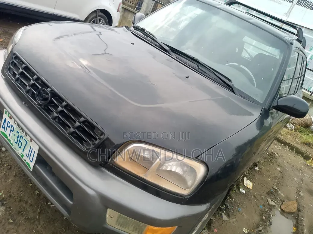 Toyota RAV4 2002 Black