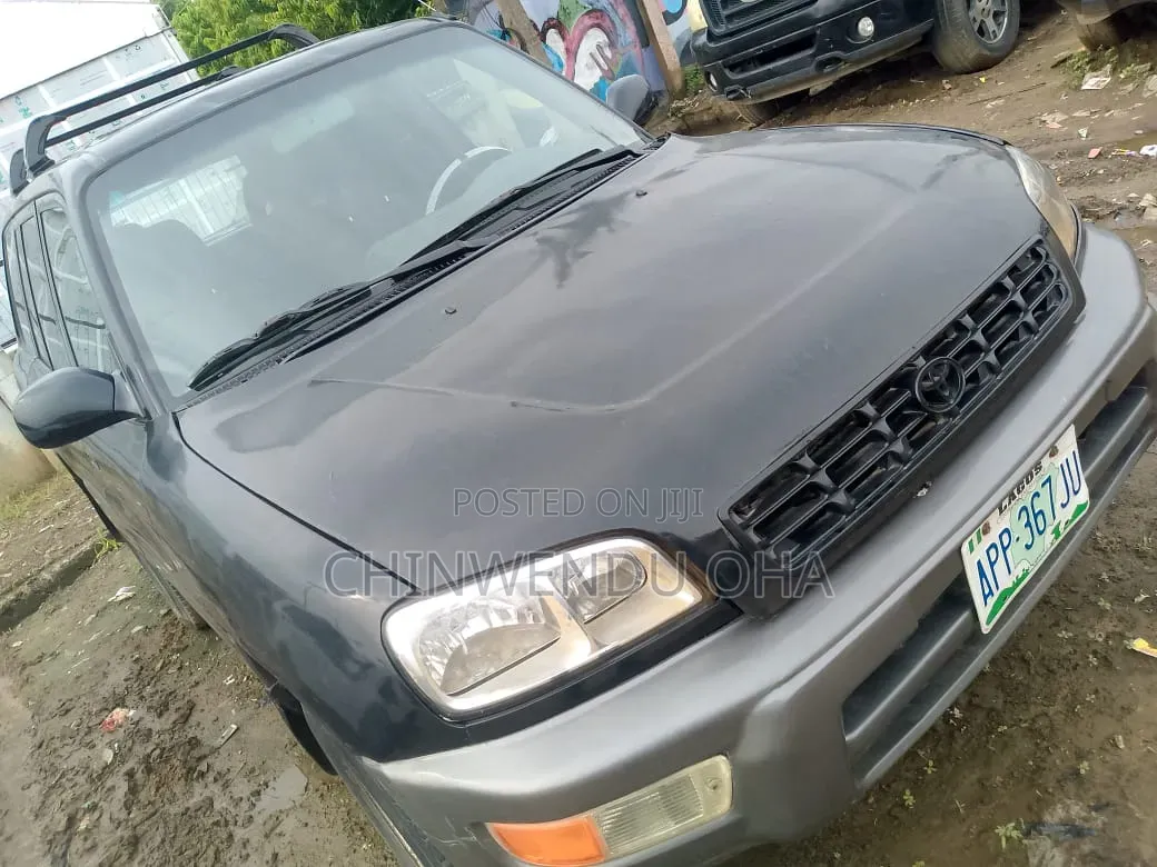 Toyota RAV4 2002 Black
