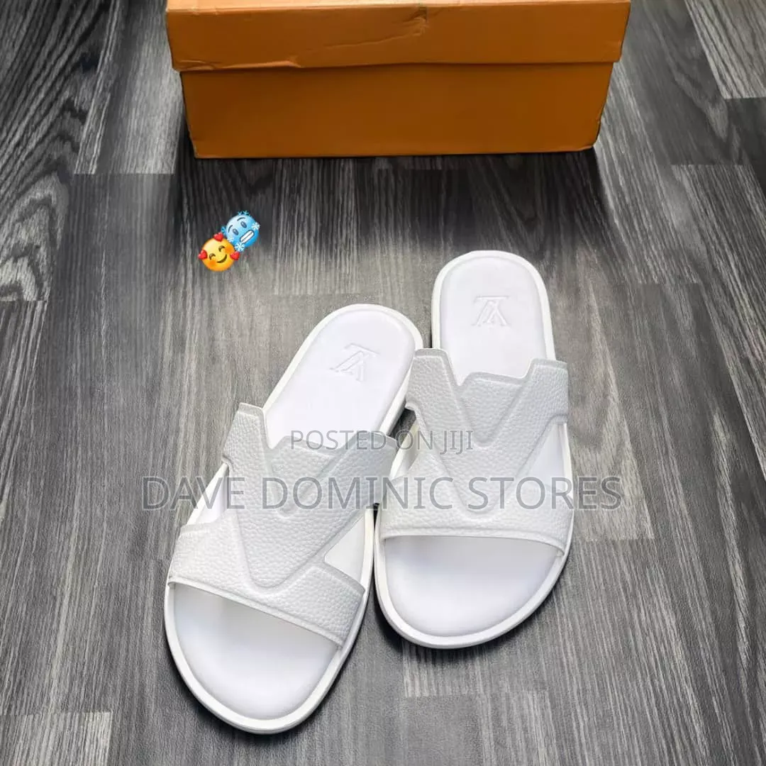 Louis Vuitton Oasis Mule Sandals All White