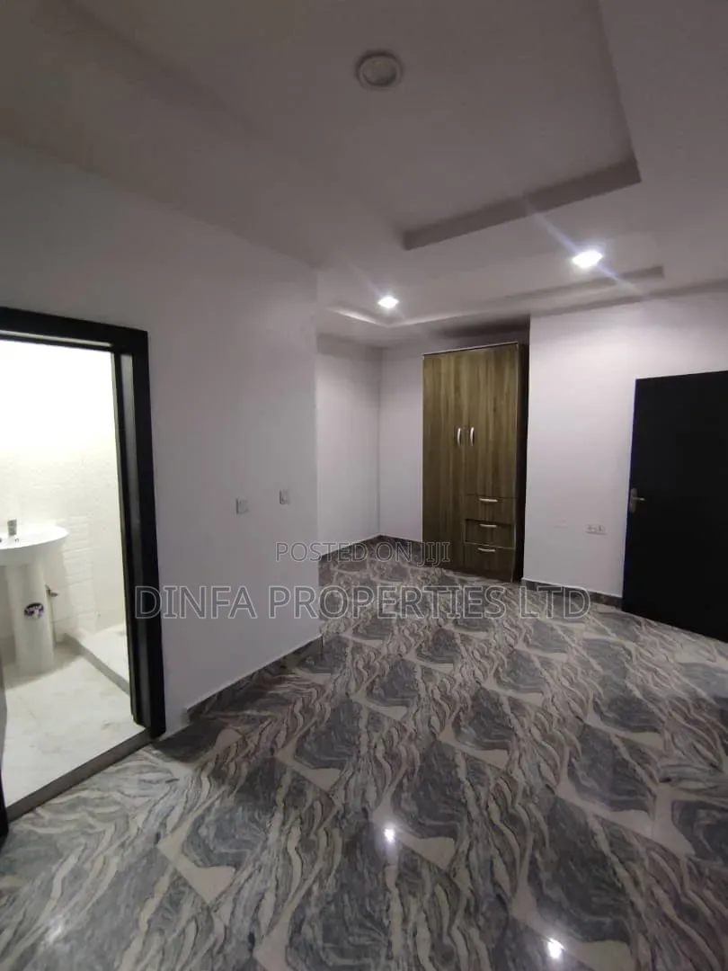 1bdrm Shared Apartment in Osapa London for rent