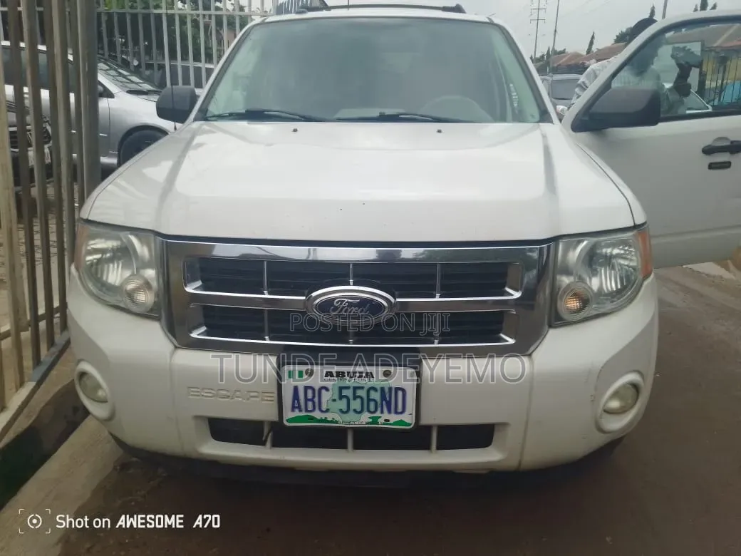Ford Escape 2010 White