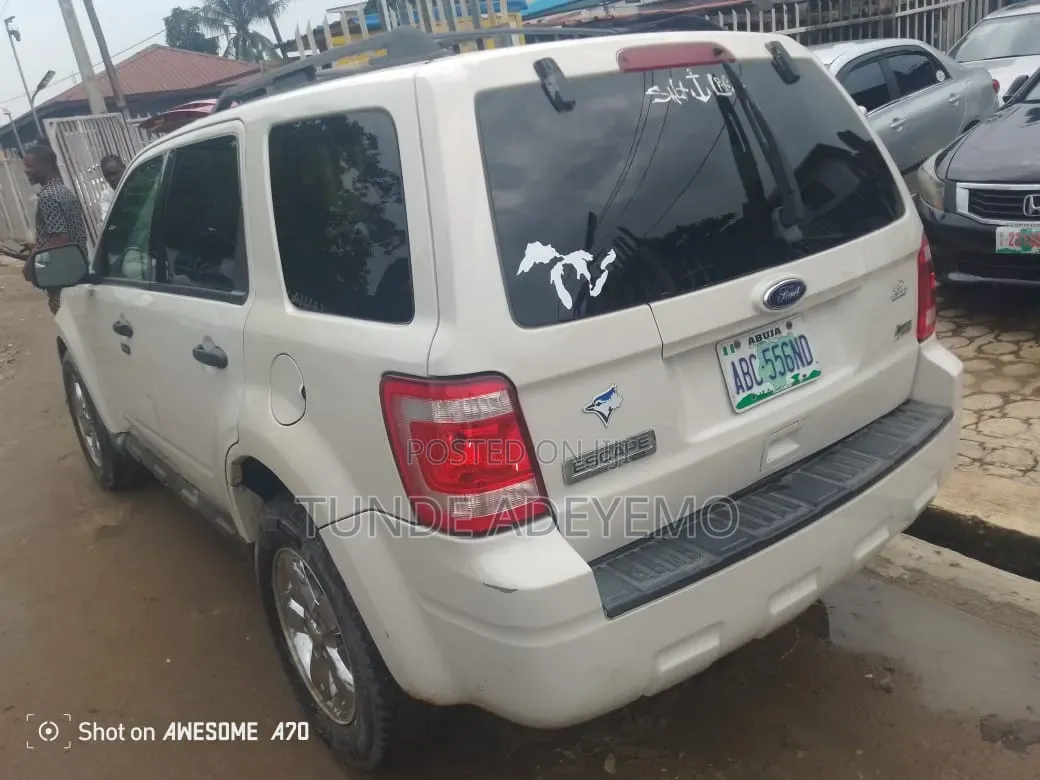 Ford Escape 2010 White