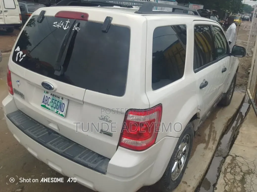 Ford Escape 2010 White