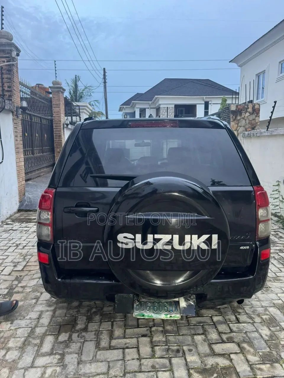 Suzuki Vitara 2012 Black