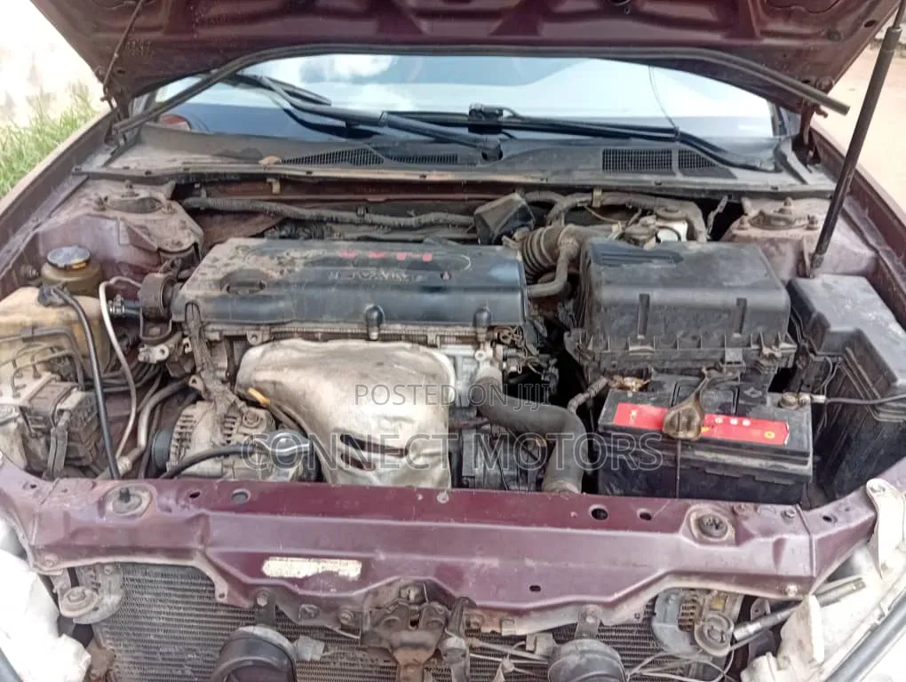 Toyota Camry 2004 Maroon