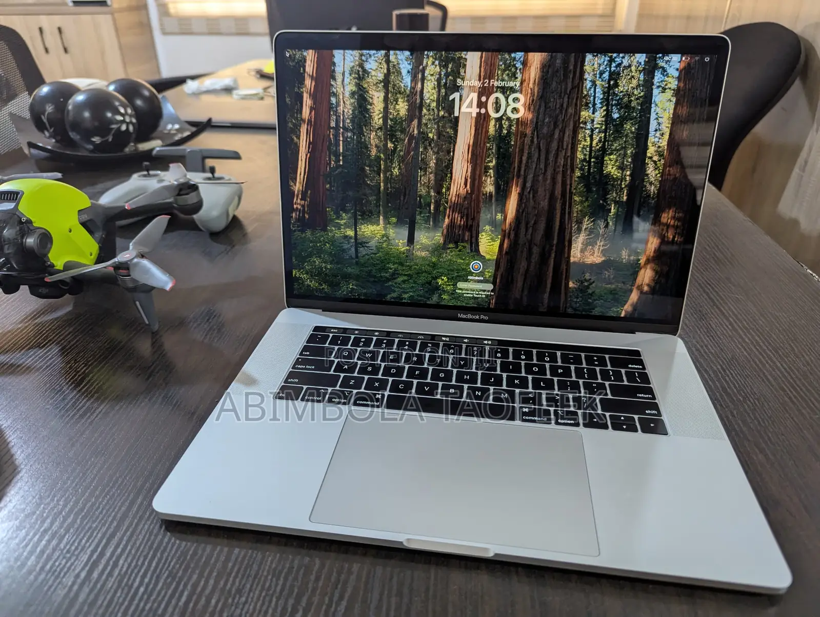 Laptop Apple MacBook Pro 2019 16GB Intel Core i7 SSD 512GB