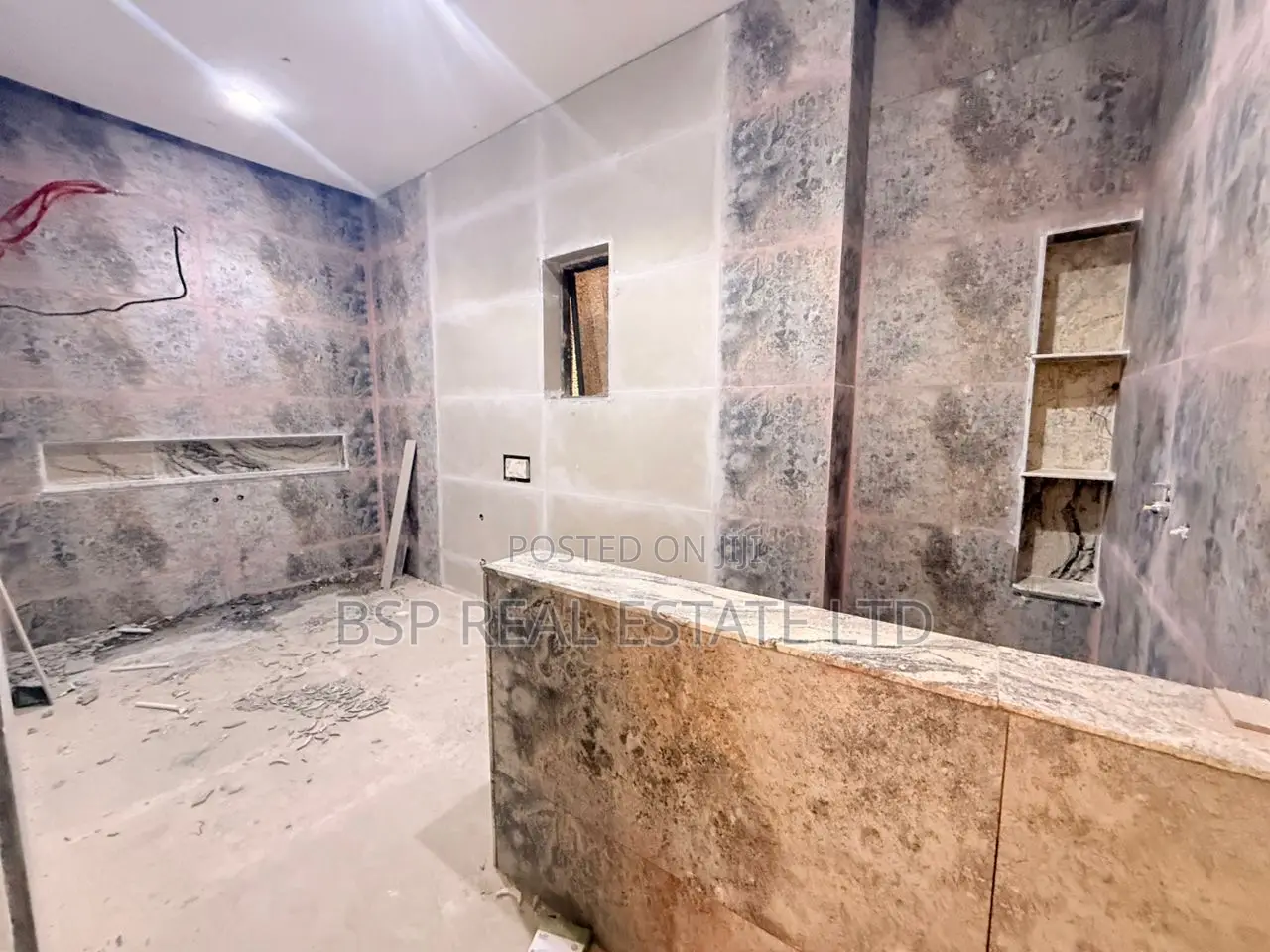 6bdrm Duplex in Wuse 2 for sale