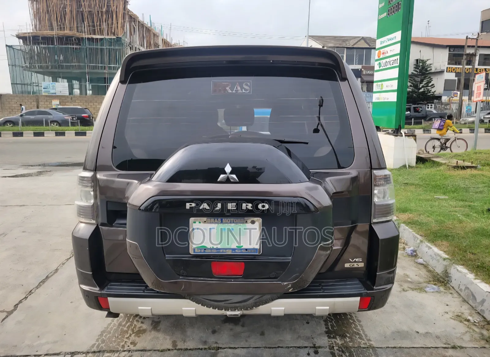 Mitsubishi Pajero V80 3.8 V6 GLS 2018 Brown