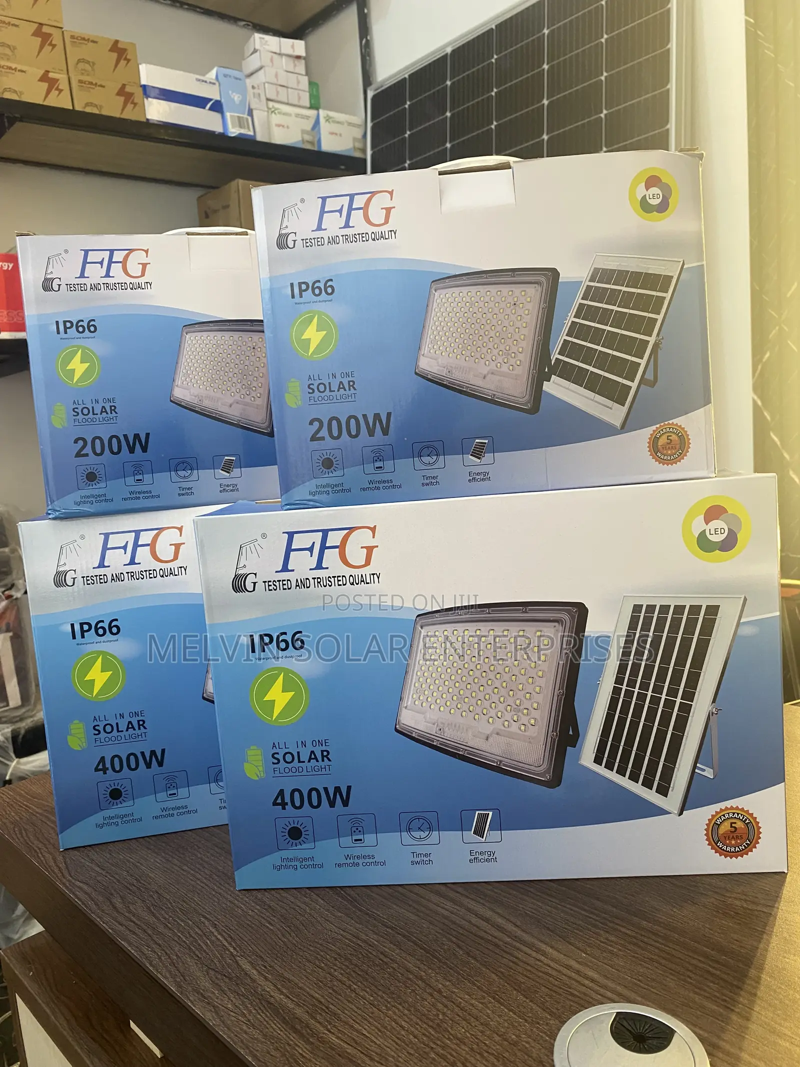 400watts FFG Solar Flood Lights Available in Store Now Dm Let’S Deal.
