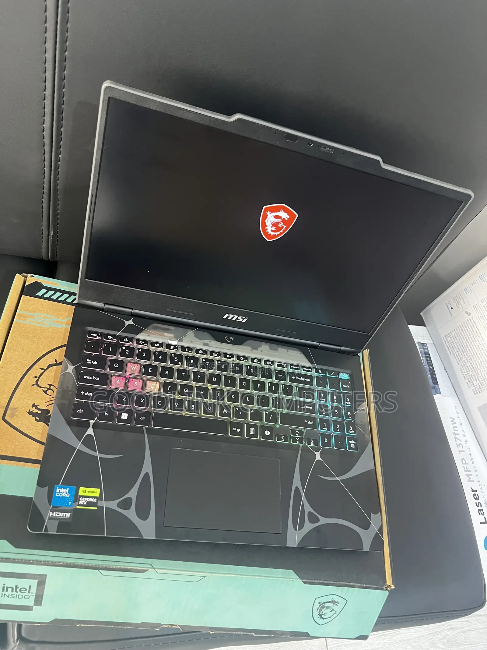 Laptop MSI Cyborg 15 16GB Intel Core Ultra 7 SSD 512GB