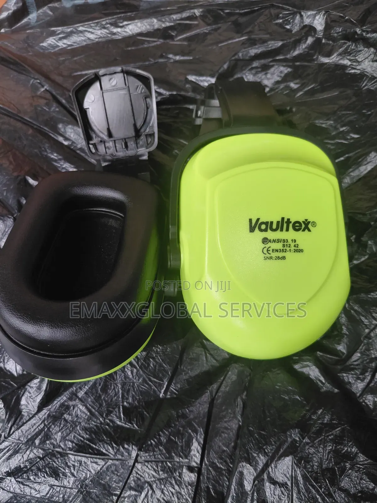 Helmet Mounted Vaultex Earmuff Snr 30db