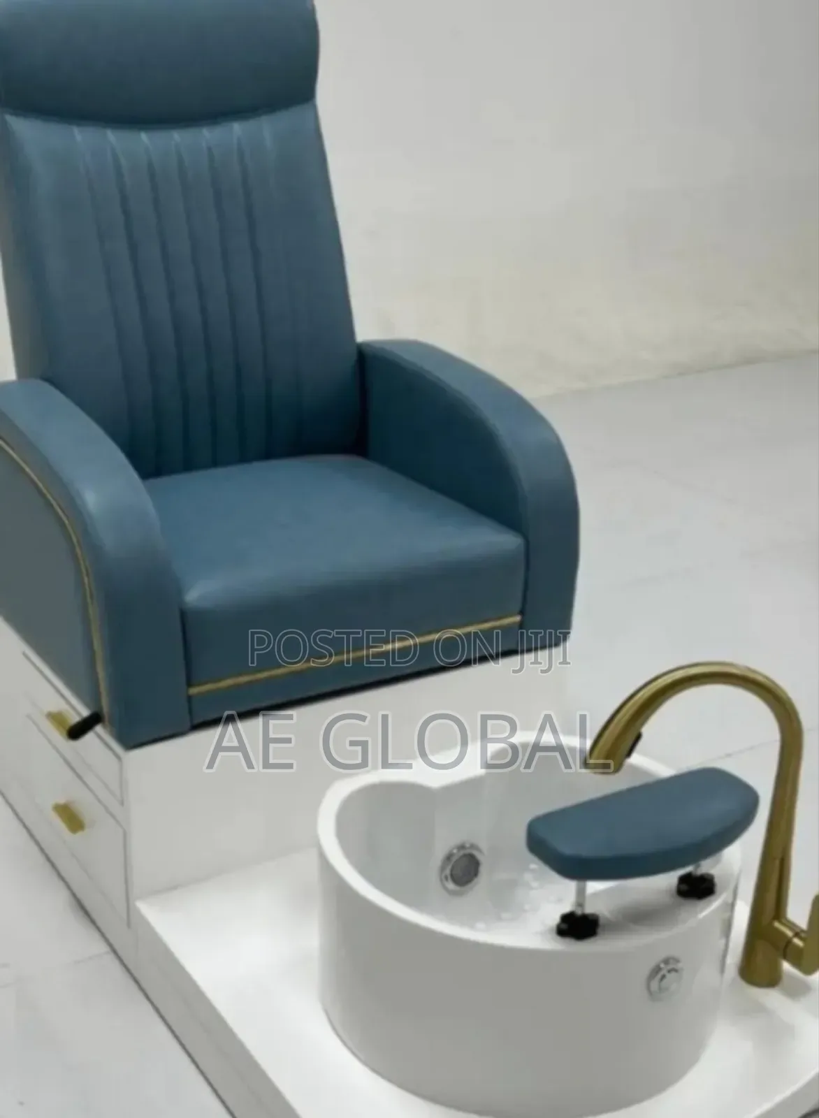 Classic Pedicure Chair