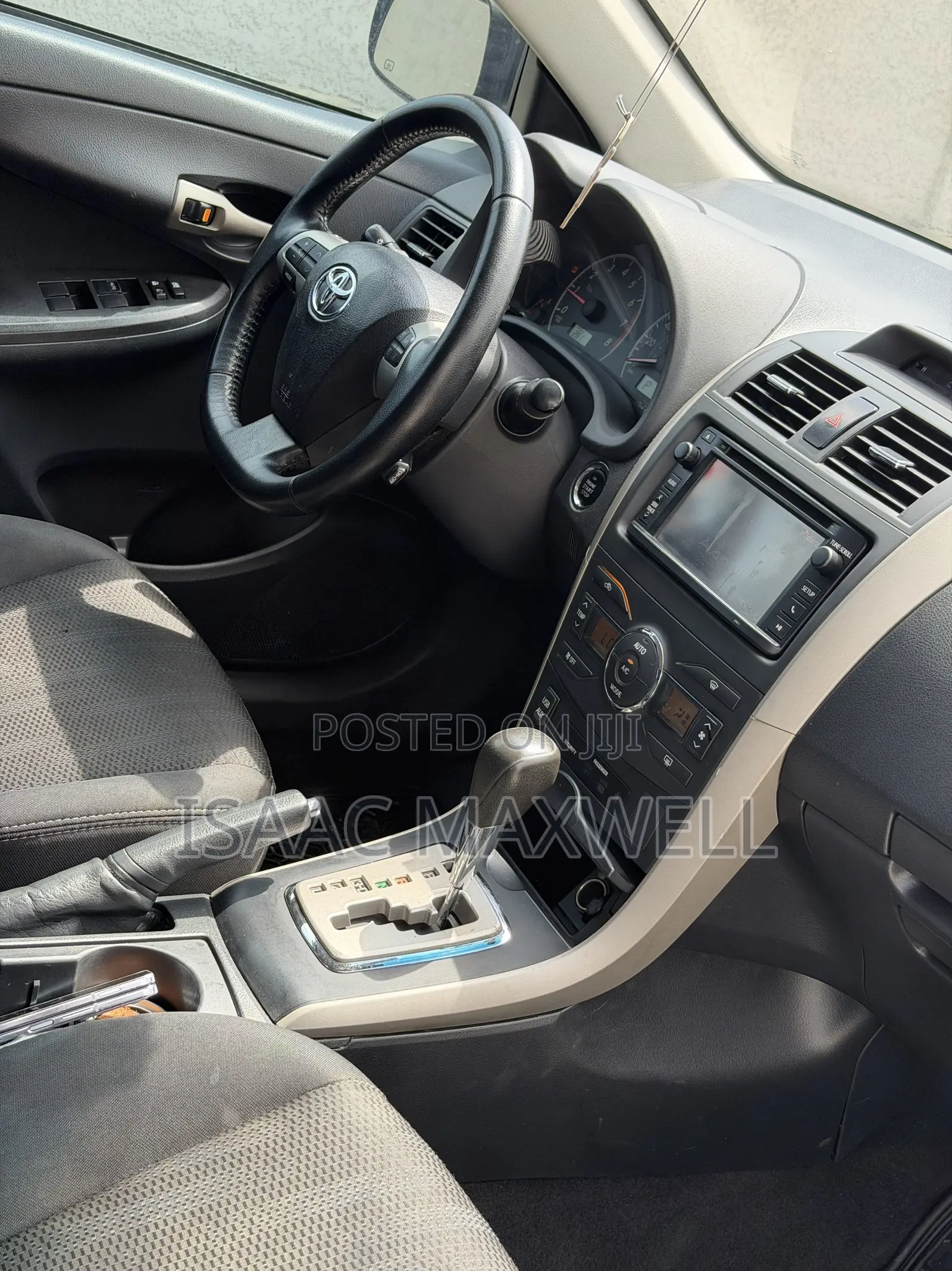 Toyota Corolla S 4dr Sedan (1.8L 4cyl 4A) 2013 Gray