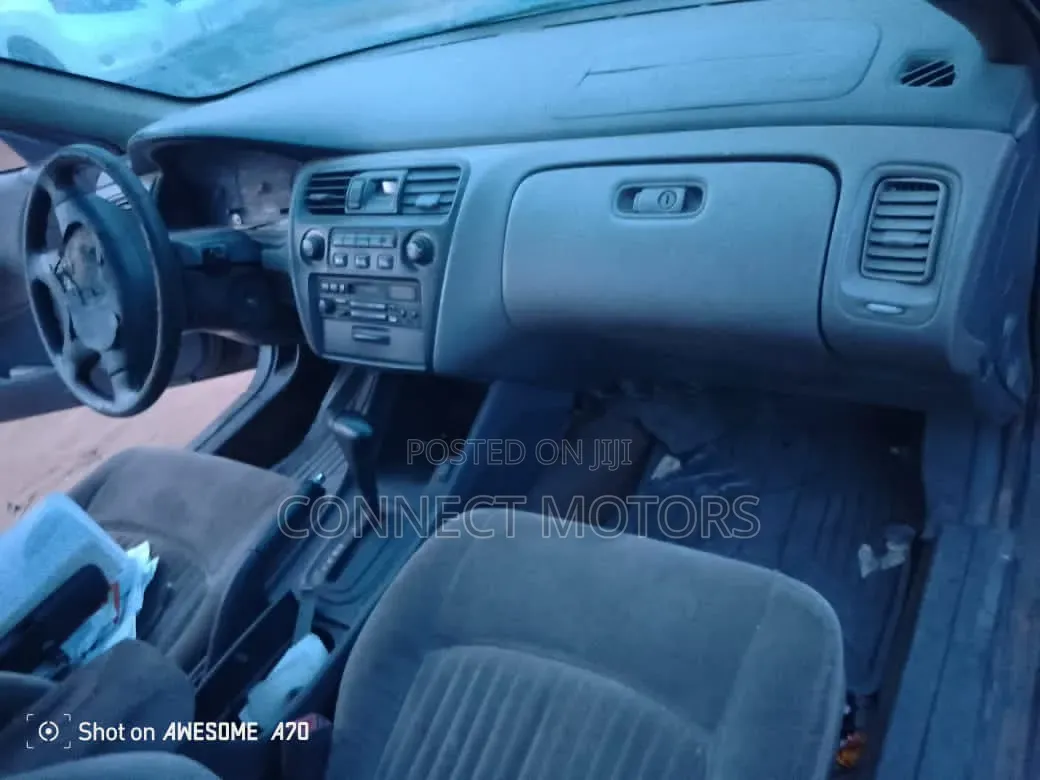 Honda Accord 2002 Gray
