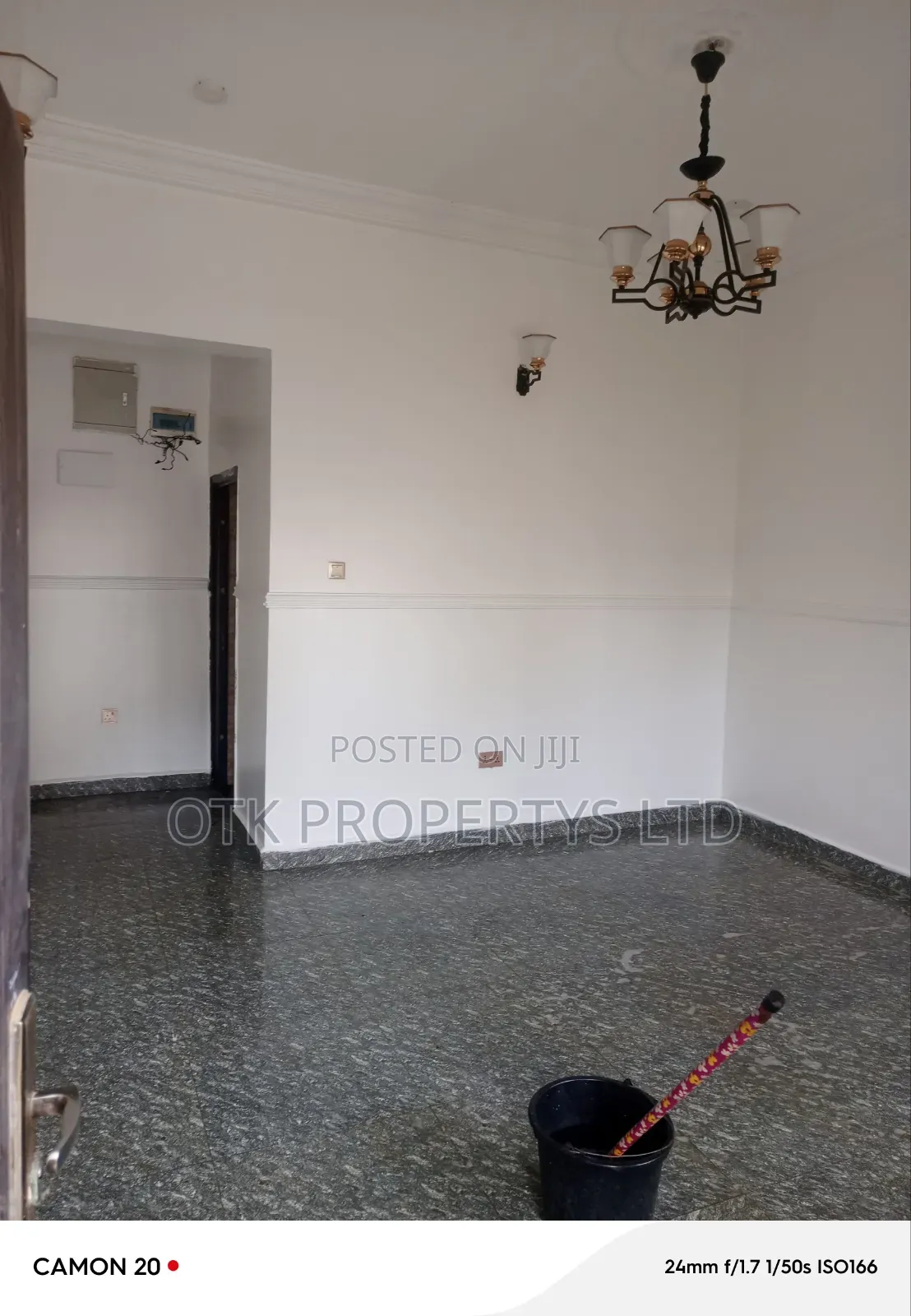 1bdrm Block of Flats in Fo1 Main Tarred Road, Kubwa for rent