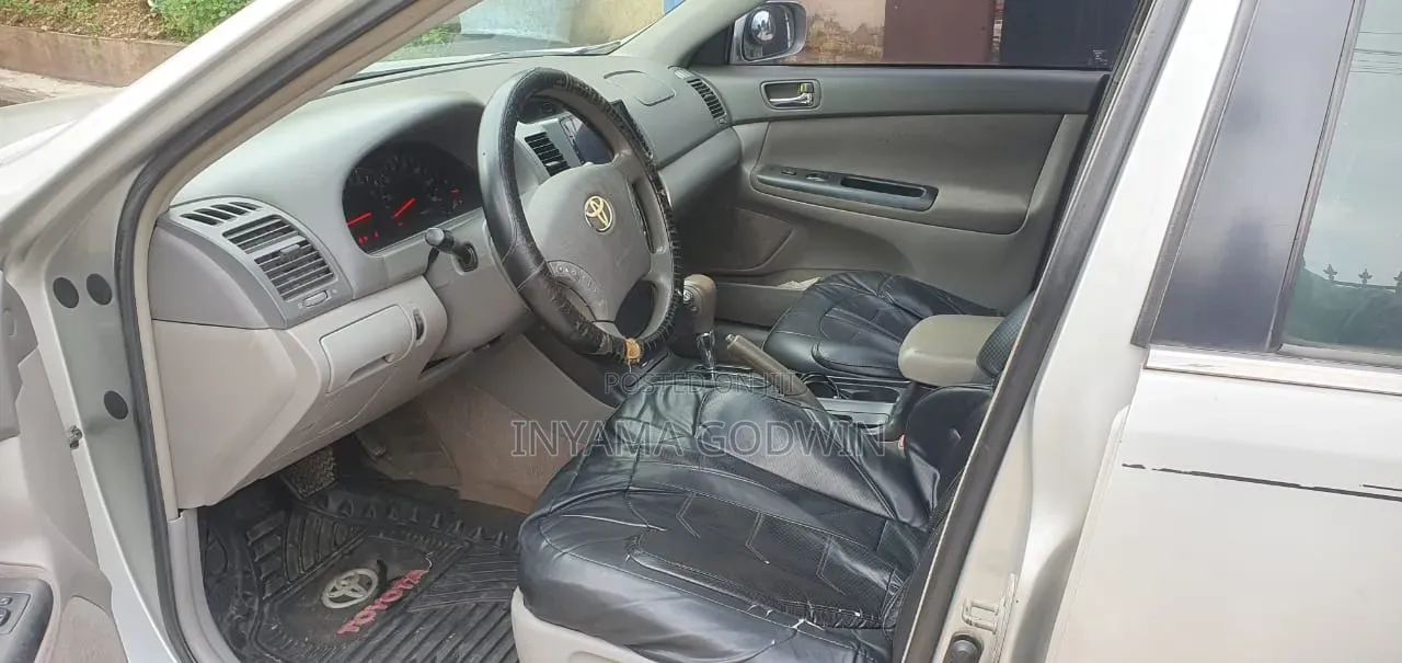 Toyota Camry 2006 Silver
