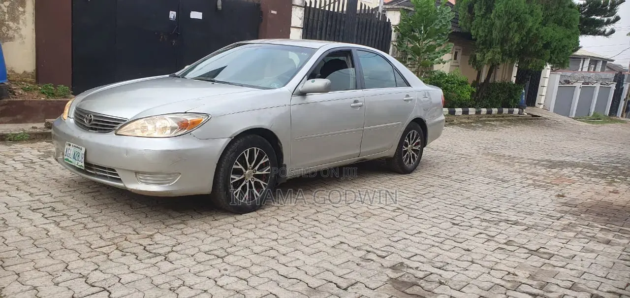 Toyota Camry 2006 Silver