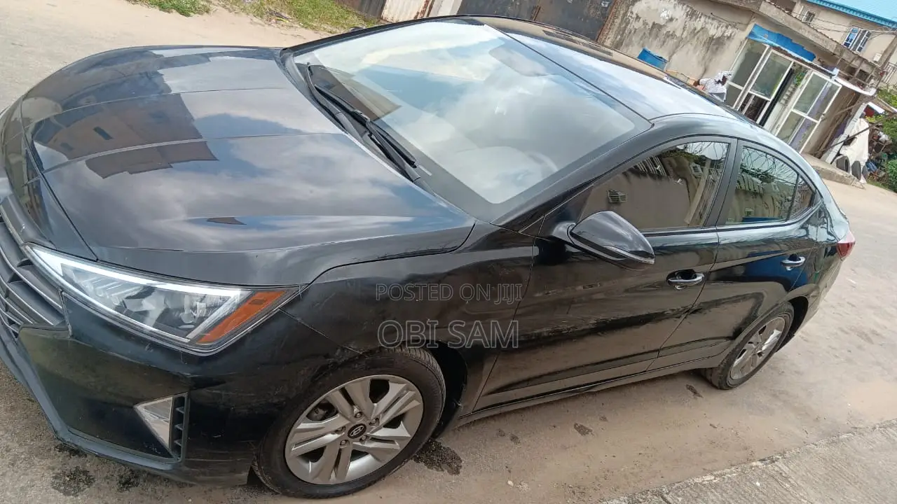 New Hyundai Elantra 2019 Black