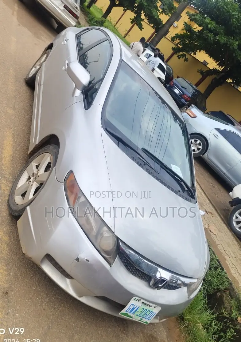 Honda Civic 2010 Silver