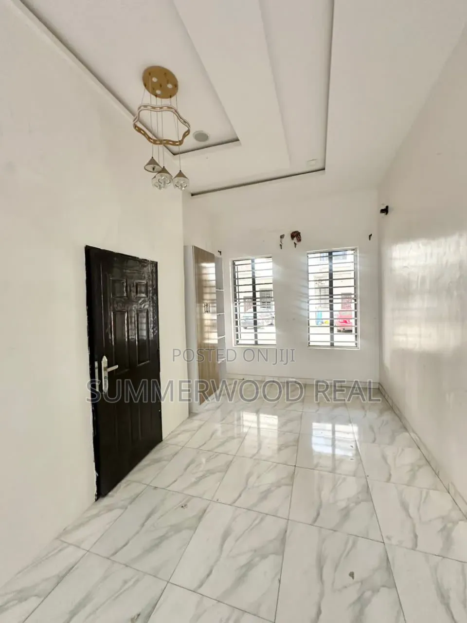 Studio Apartment in Ikota Villa Gra for rent
