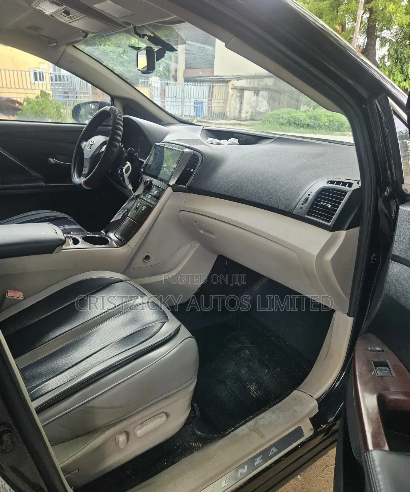 Toyota Venza 2010 Black