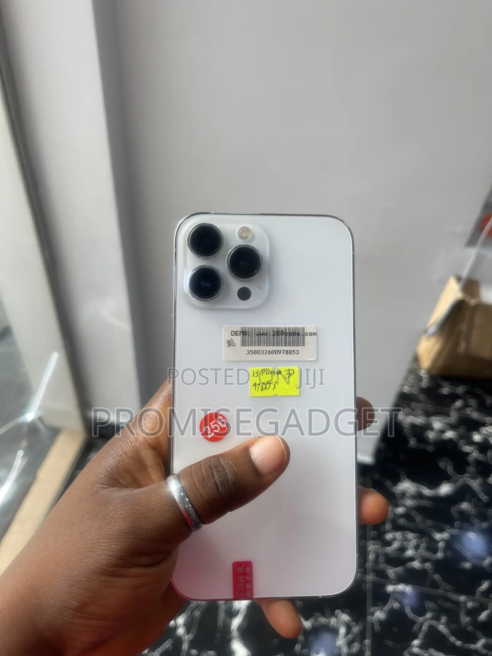 Apple iPhone 16 Pro Max 256 GB White