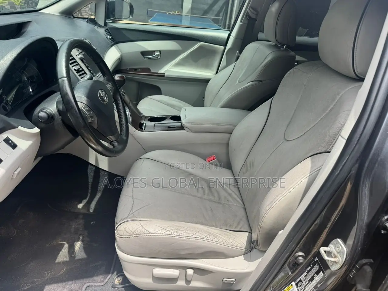 Toyota Venza 2010 Gray
