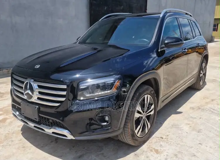 Mercedes-Benz GLB-Class GLB 250 2024 Black