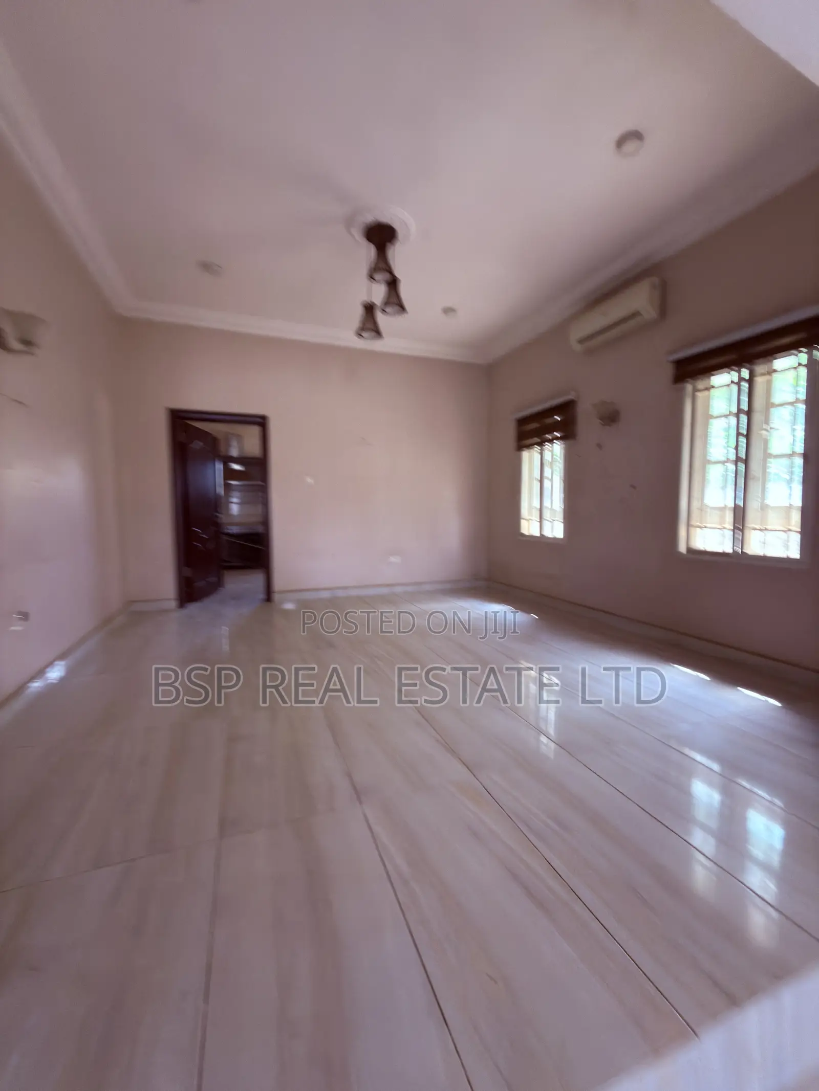 4bdrm Duplex in Life Camp for sale