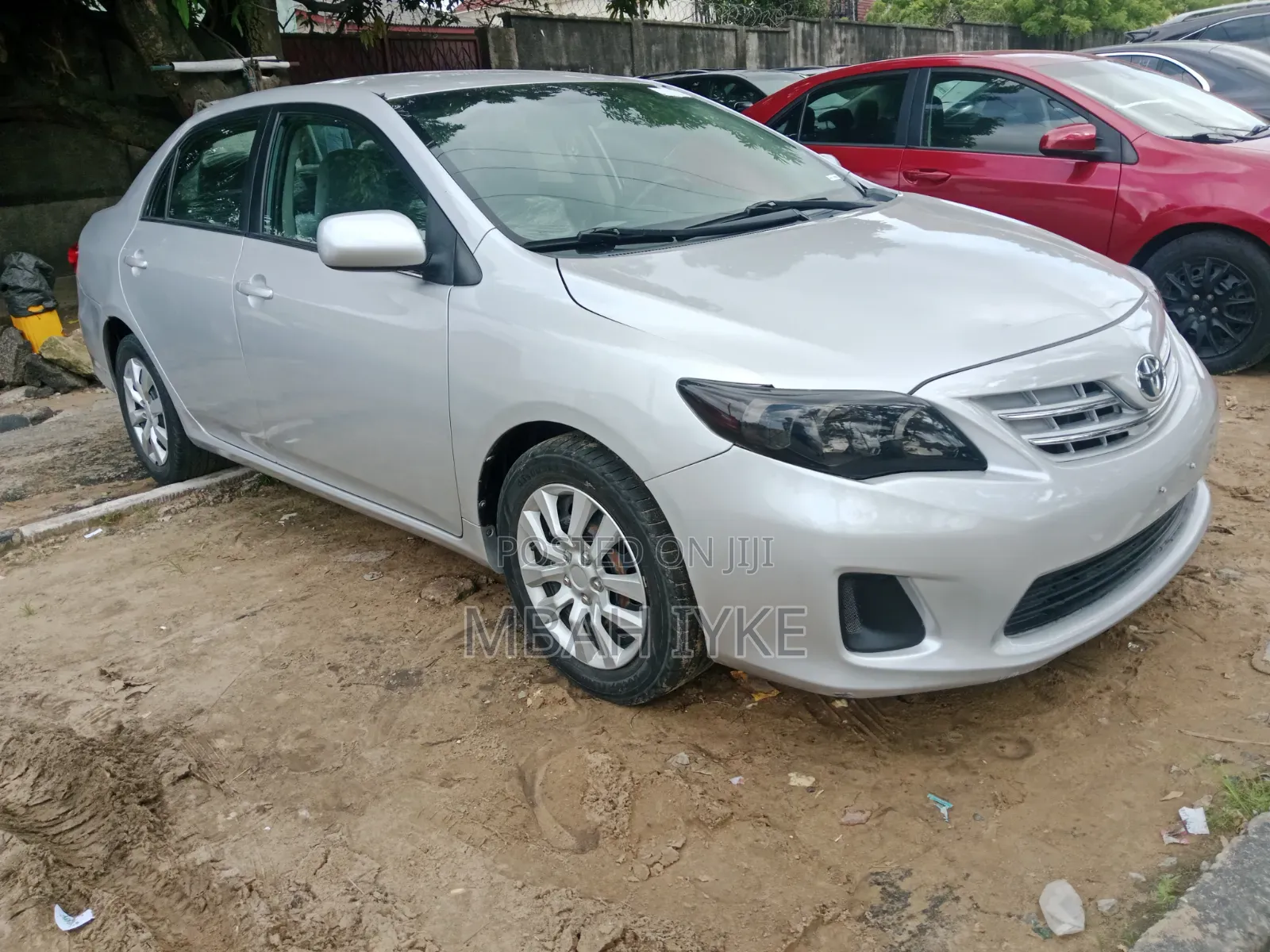 Toyota Corolla LE 4dr Sedan (1.8L 4cyl 4A) 2012 Silver