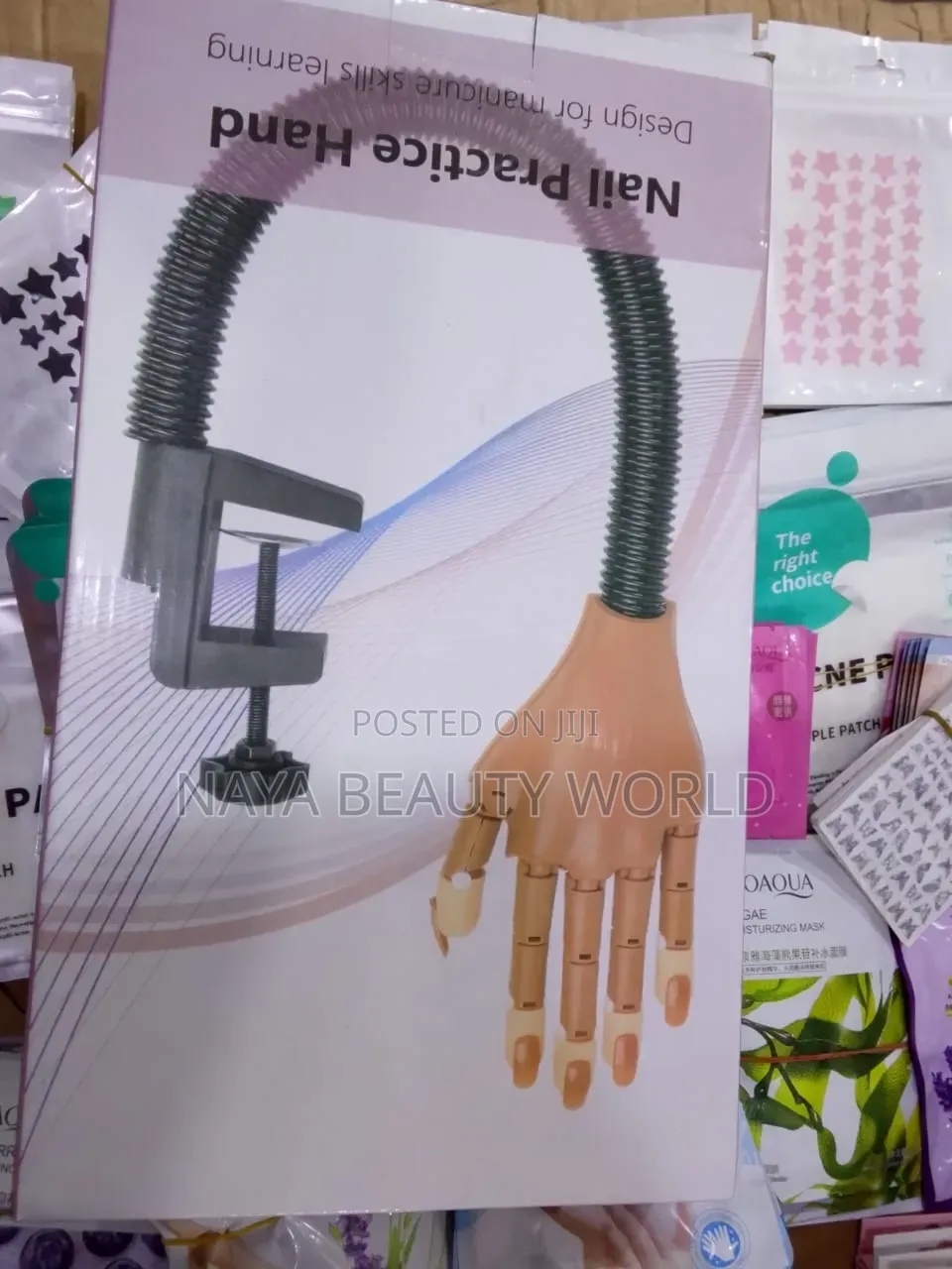 Nails Training Dummy Hand With Extra Nails