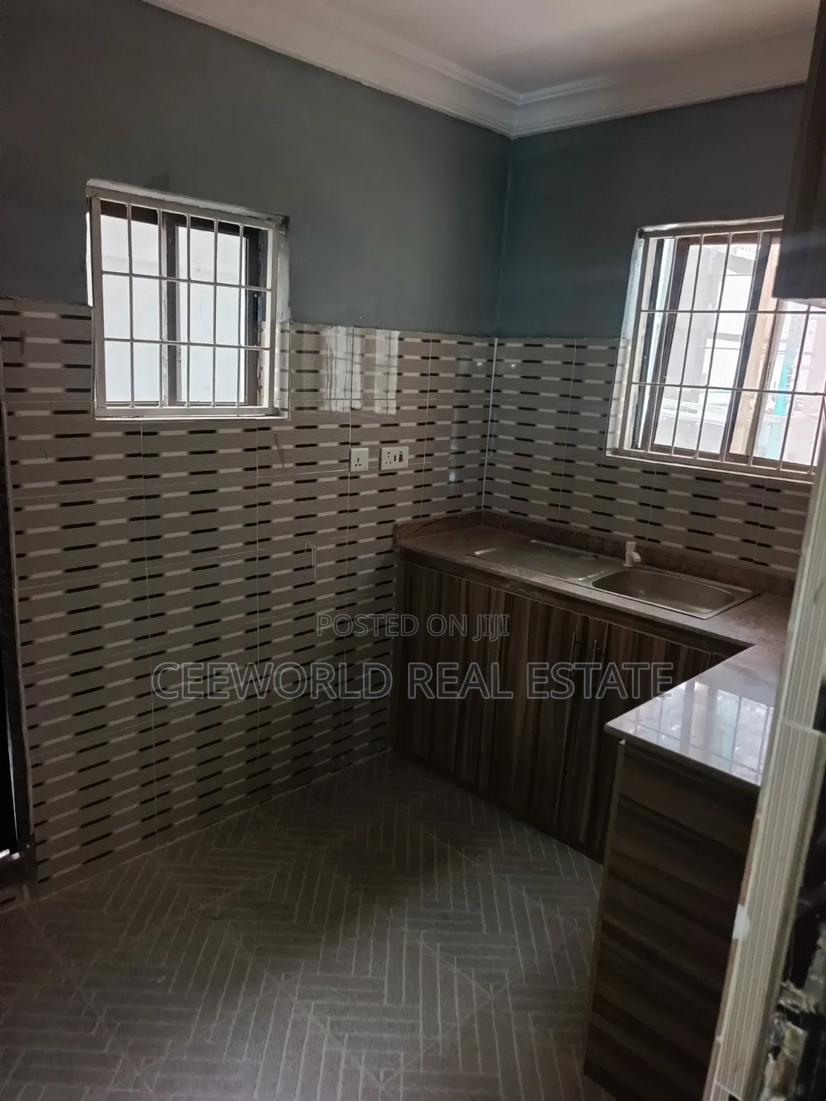 2bdrm Apartment in Oluyole Main Estate for rent