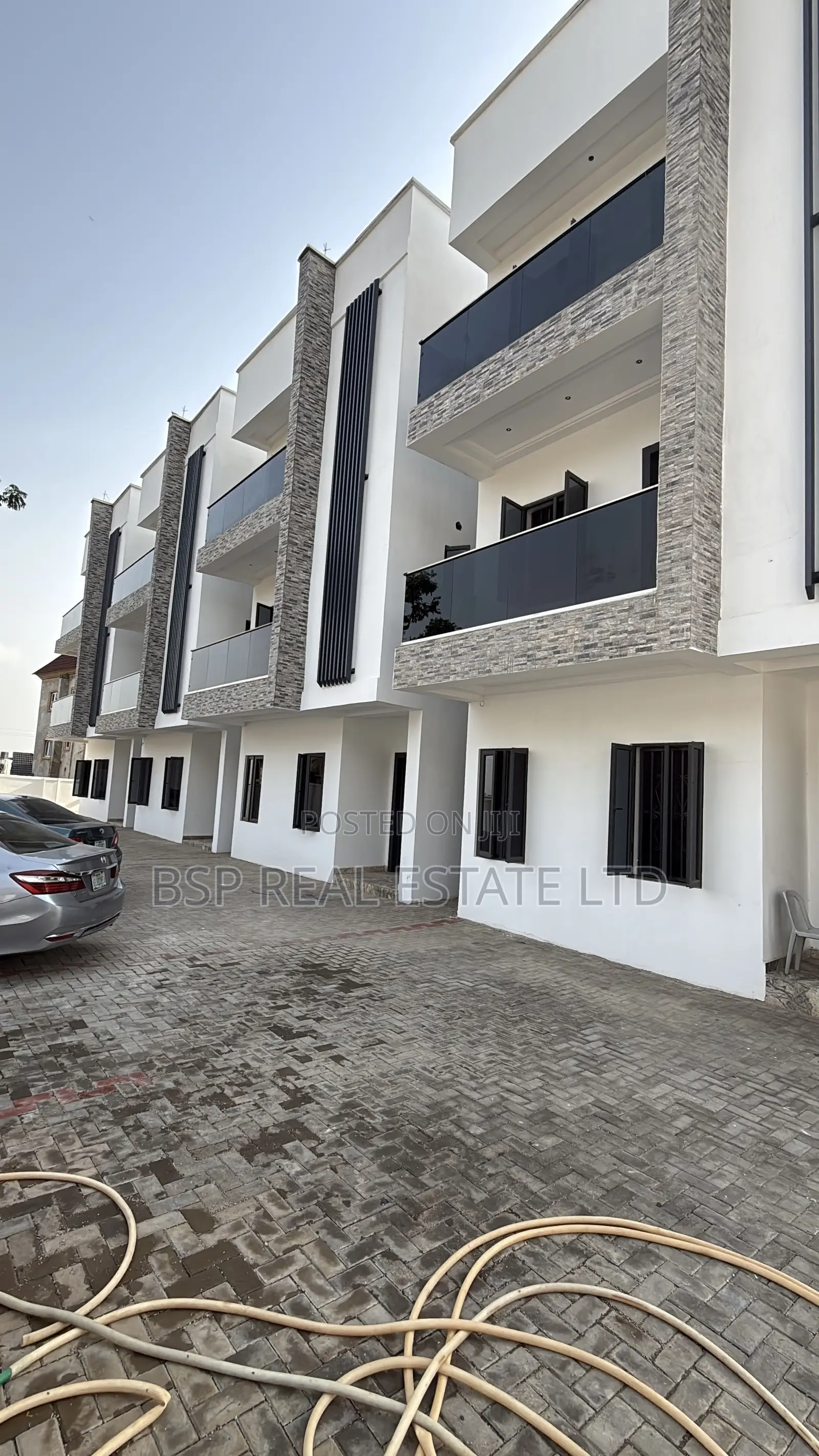 4bdrm Townhouse/Terrace in Life Camp for sale