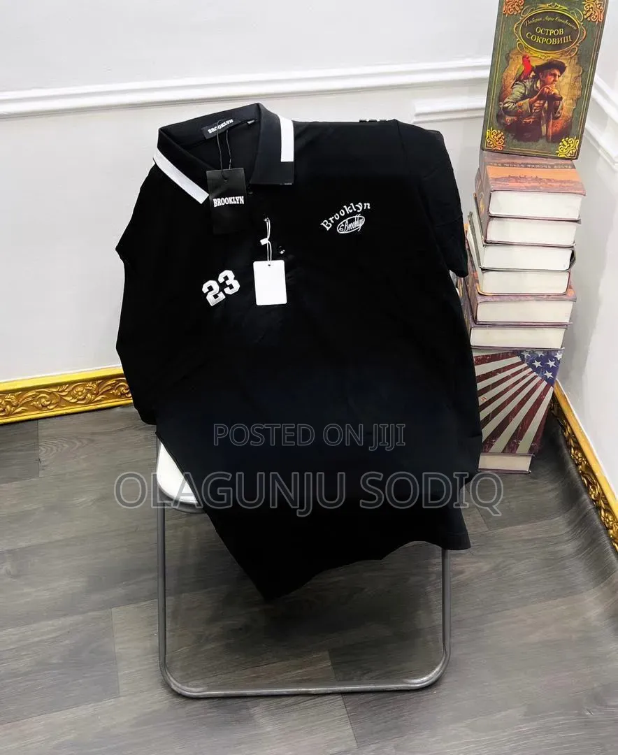 Luxury Italian Polo Collar T_shirt