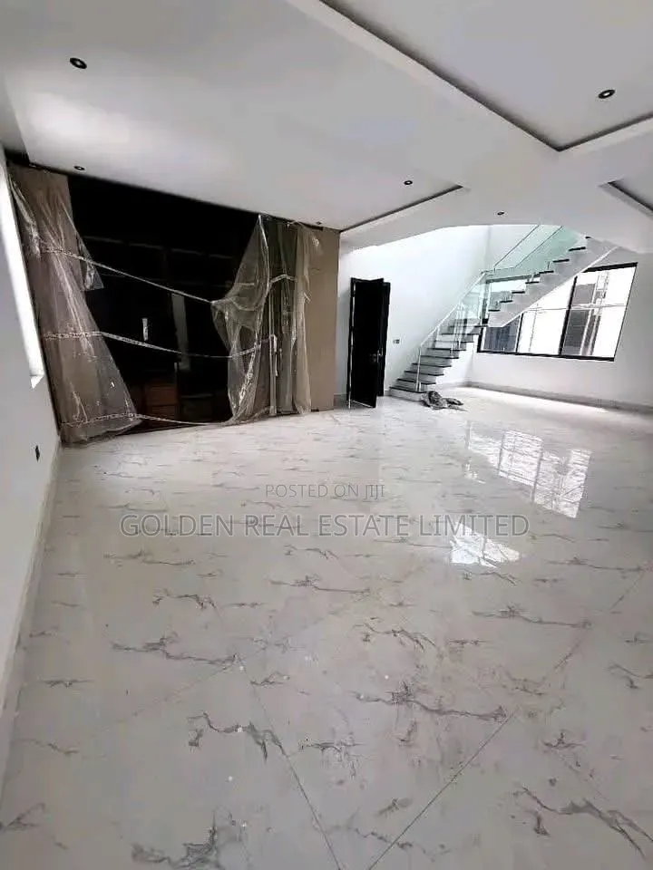 3bdrm Block of Flats in Maitama for sale