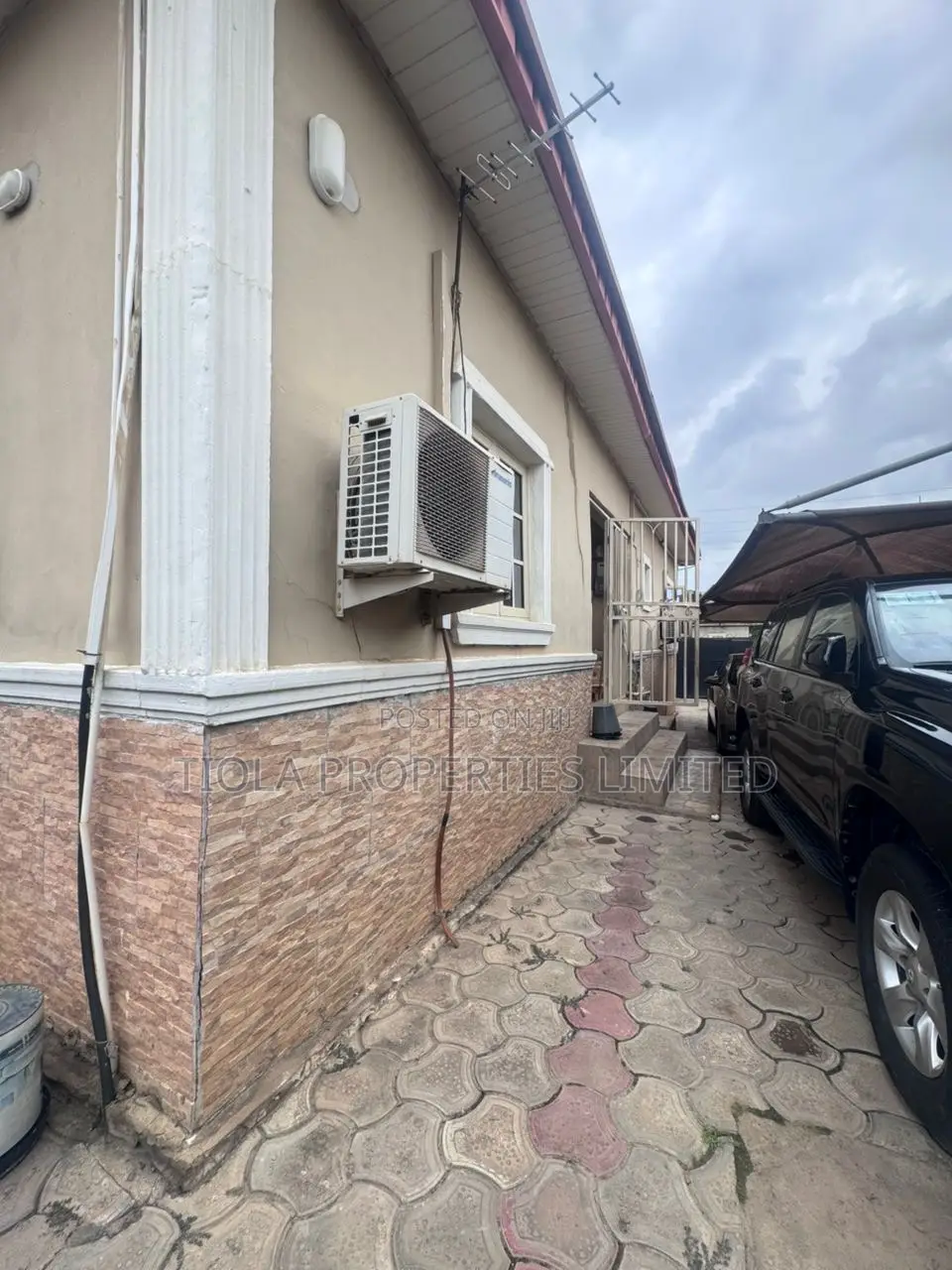 3bdrm Bungalow in Elsalem Estate, Sabon Lugbe for sale