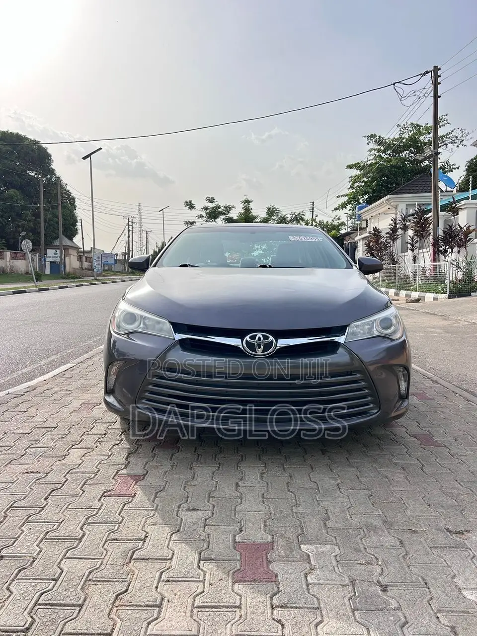 Toyota Camry LE 4dr Sedan (2.5L 4cyl 6A) 2016 Gray