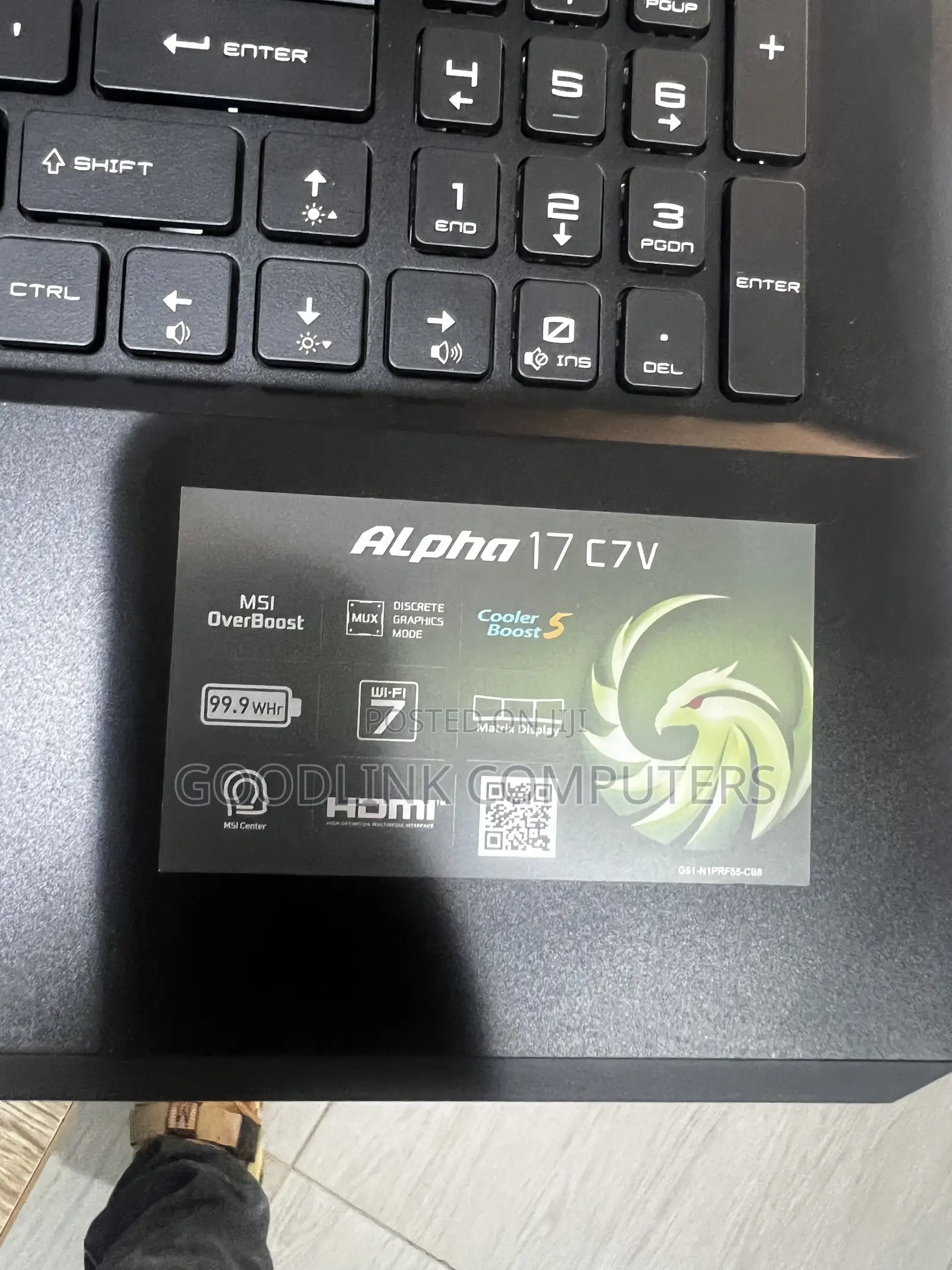 Laptop MSI 32GB AMD Ryzen 9 SSD 1T