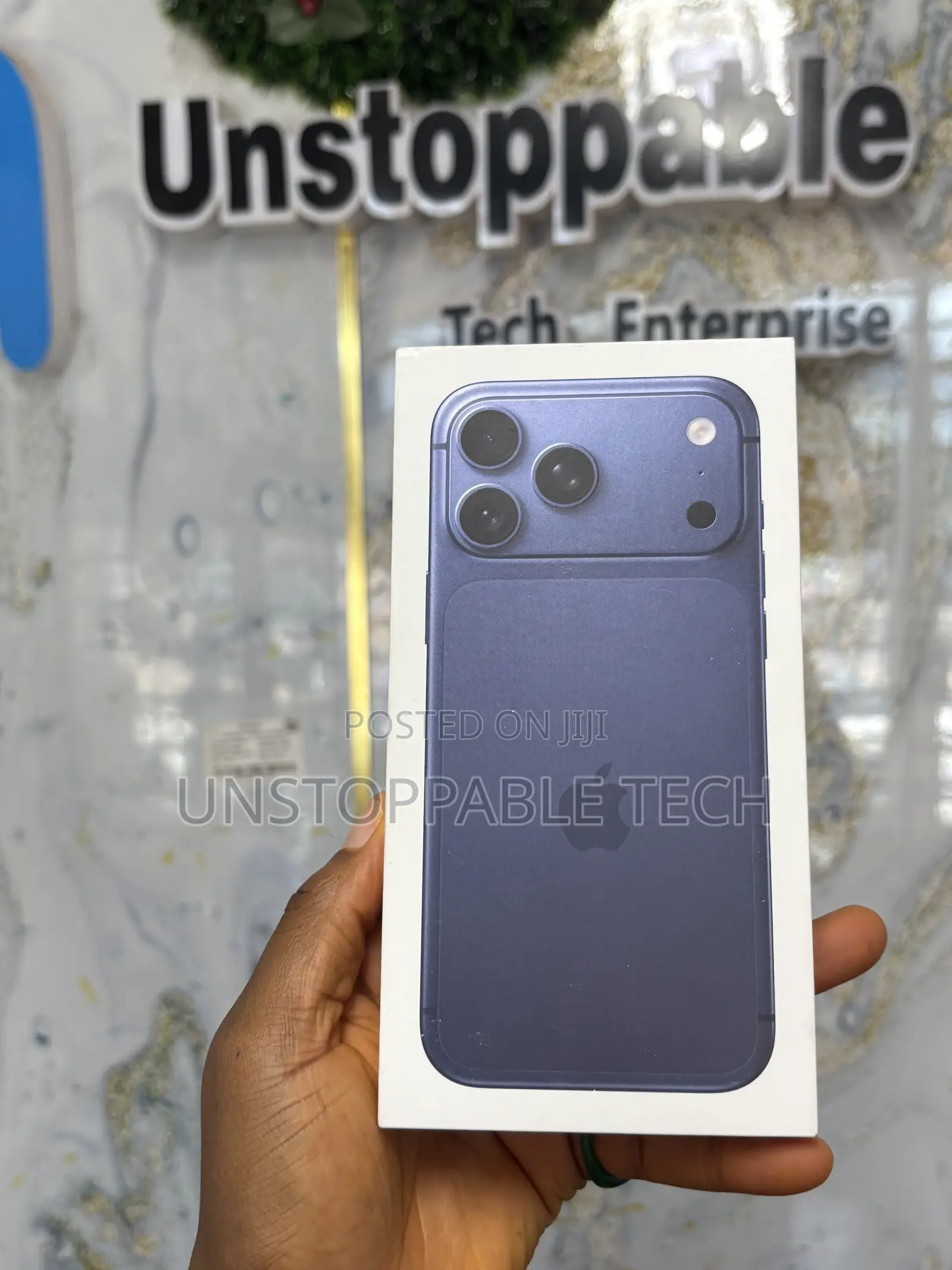 New Apple iPhone 17 Pro Max 256 GB Blue